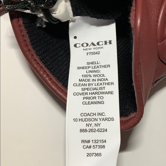 Coach Quilted Sculpted Leather Tech Gloves Wine - Picture 8 of 8